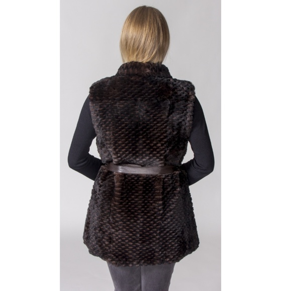 Rex Rabbit Fur 28″ Vest with Brown Leather Belt - Picture 2 of 2